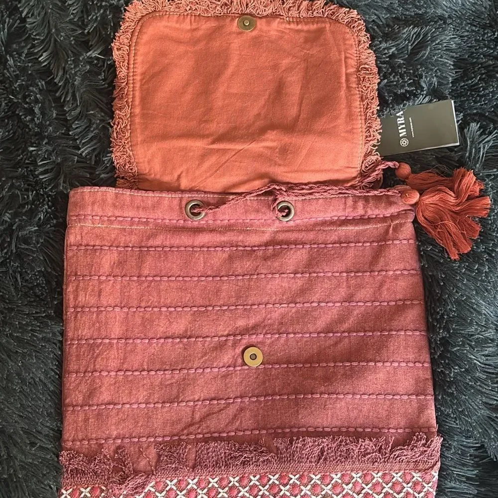 Myra Bag adorned classic